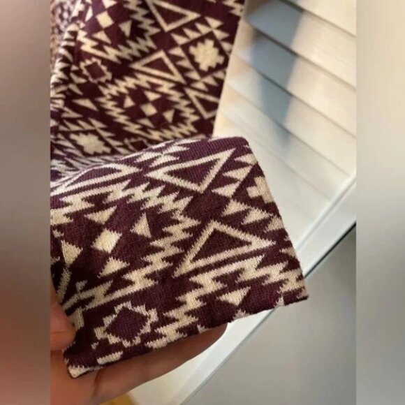 Duluth Women Mock Turtleneck Purple White Aztec Print Sweater S’no Sweat Medium - Picture 2 of 8